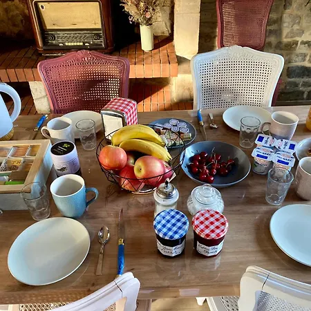 De Jeanne - Le Refuge Des Parachutistes - En Bordure Du Marais Neuville-au-Plain