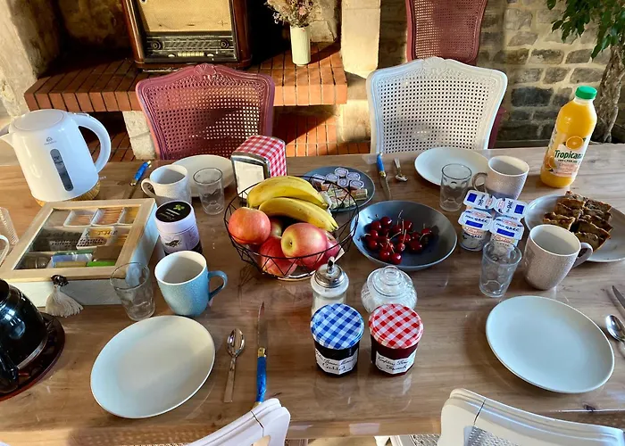 De Jeanne - Le Refuge Des Parachutistes - En Bordure Du Marais Neuville-au-Plain