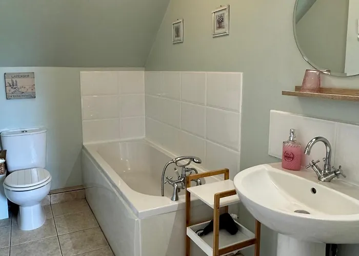 De Jeanne - Le Refuge Des Parachutistes - En Bordure Du Marais Neuville-au-Plain